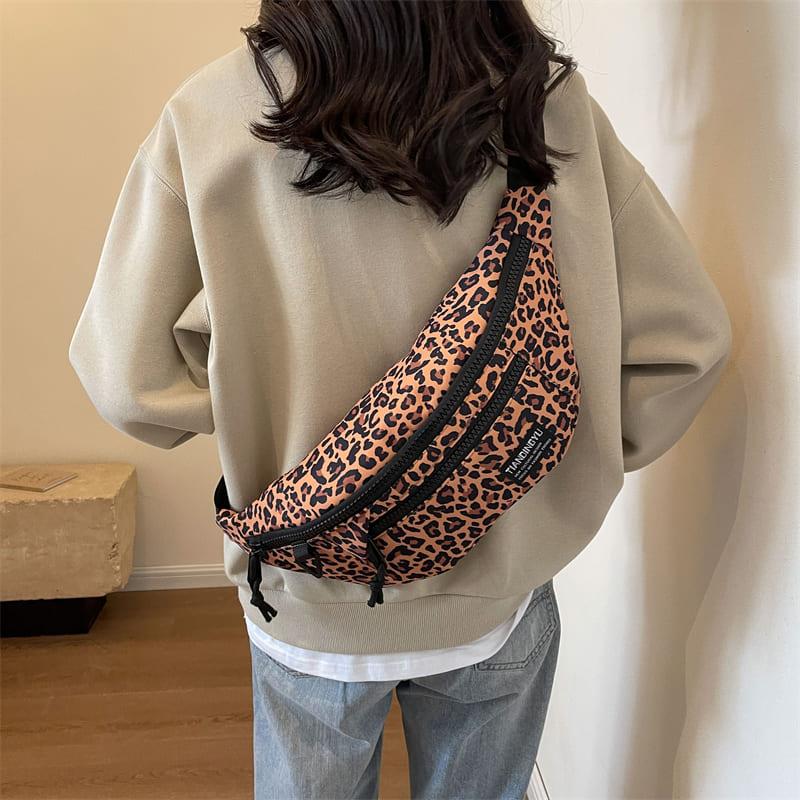 apercu sac banane leopard femme xl