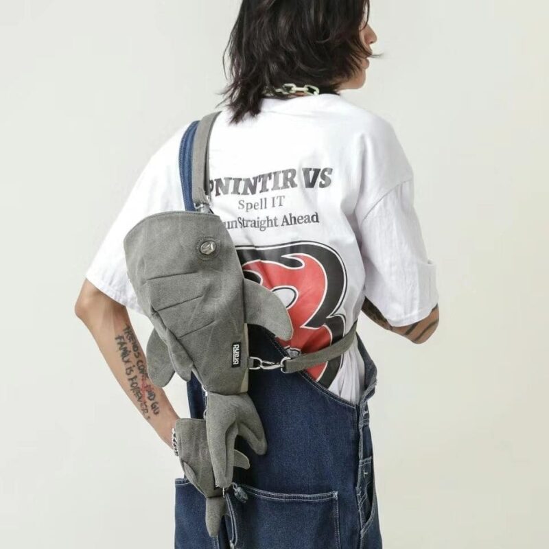 dos sac banane requin